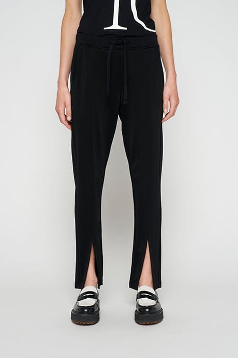 FLOWY JOGGER CREPE 1