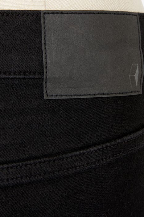 SKINNY JEAN BLACKBERRY 3