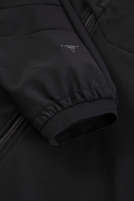 NM38 BLACK 5