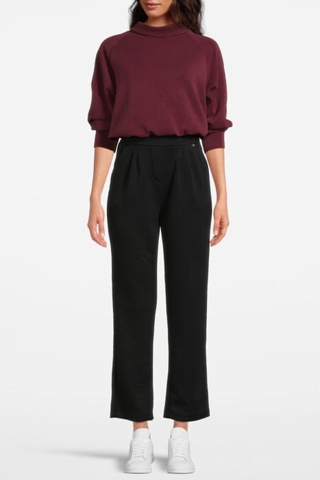PLEAT FRONT PULL ON CARROT BLACK NIGHT 1