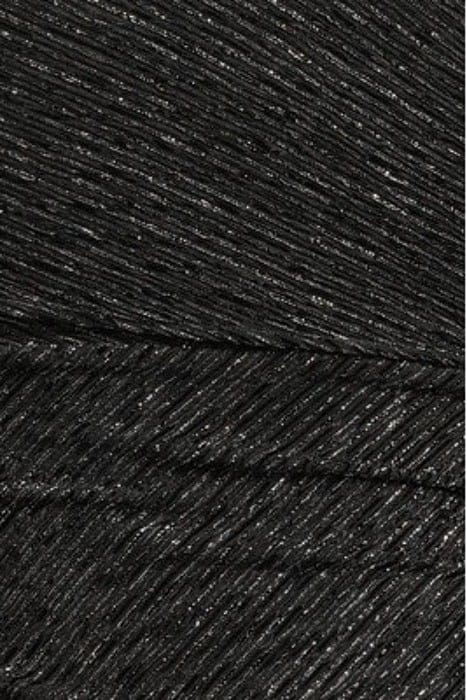 LEANDRA BLACK 5