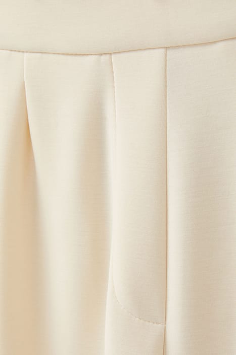 PLEAT FRONT PULL ON CARROT EGGNOG 6