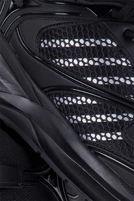 SNEAKERS BLACK 4