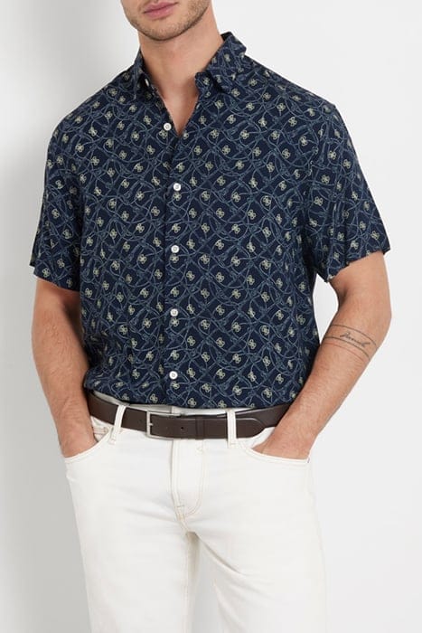 GUESS ECO SS COLLIN AOP SHIRT SMART BLUE ROPE SMAL 1
