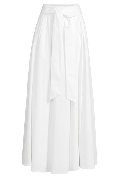 GISELLE WHITE 3