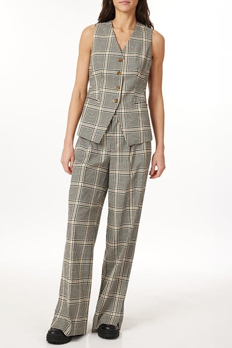 VEST MULTI PLAID 3