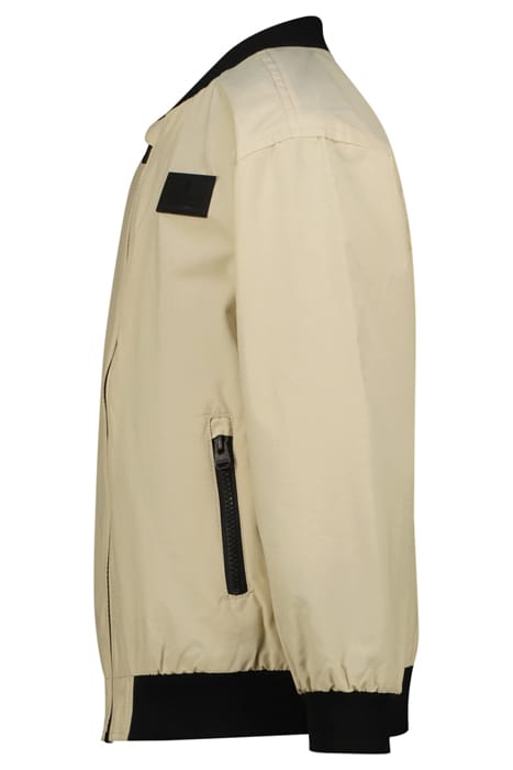 TROSTER OVERCAST WHITE 3