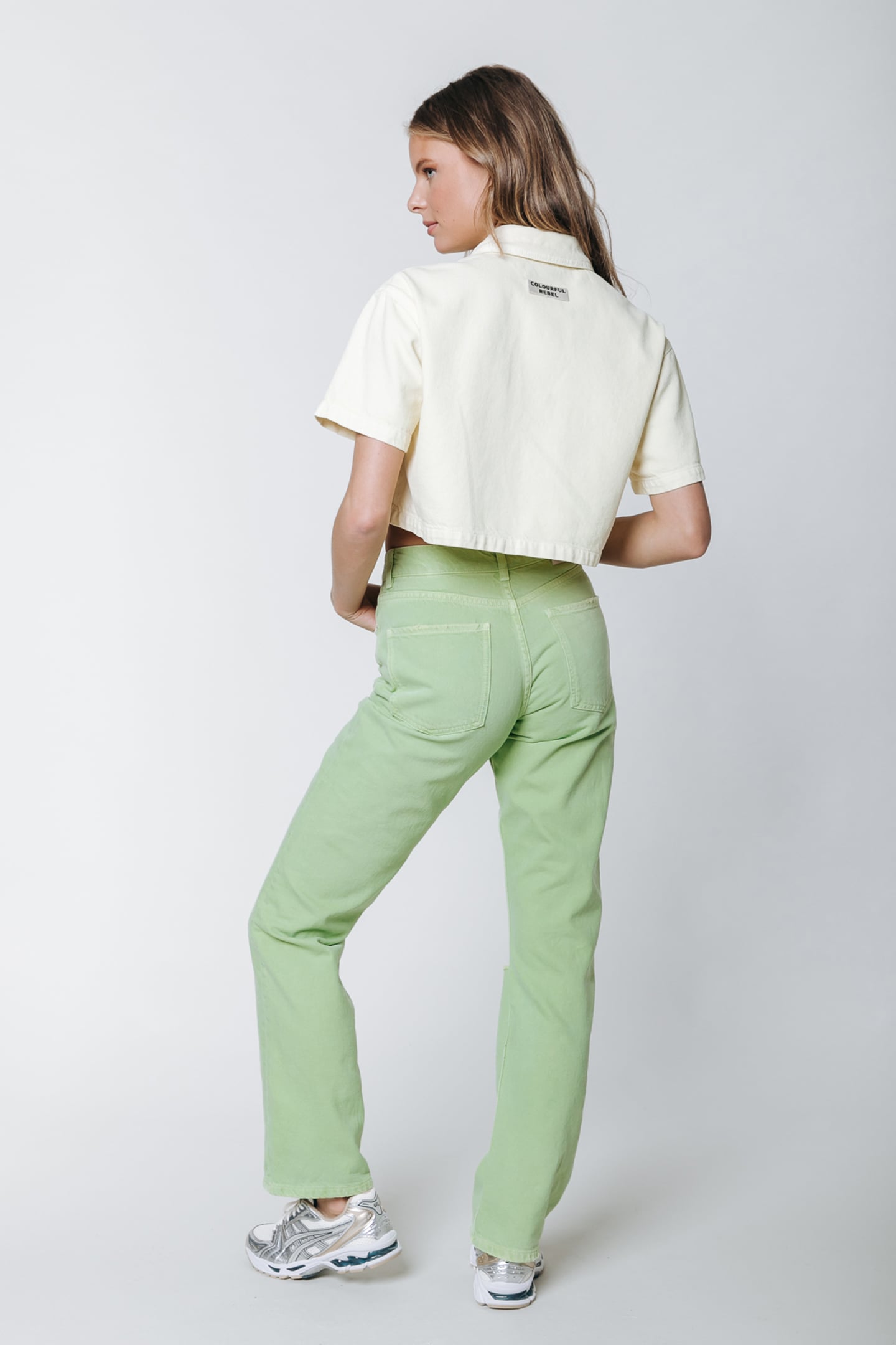 JONES MID RISE STRAIGHT LEG PANTS BRIGHT GREEN 2