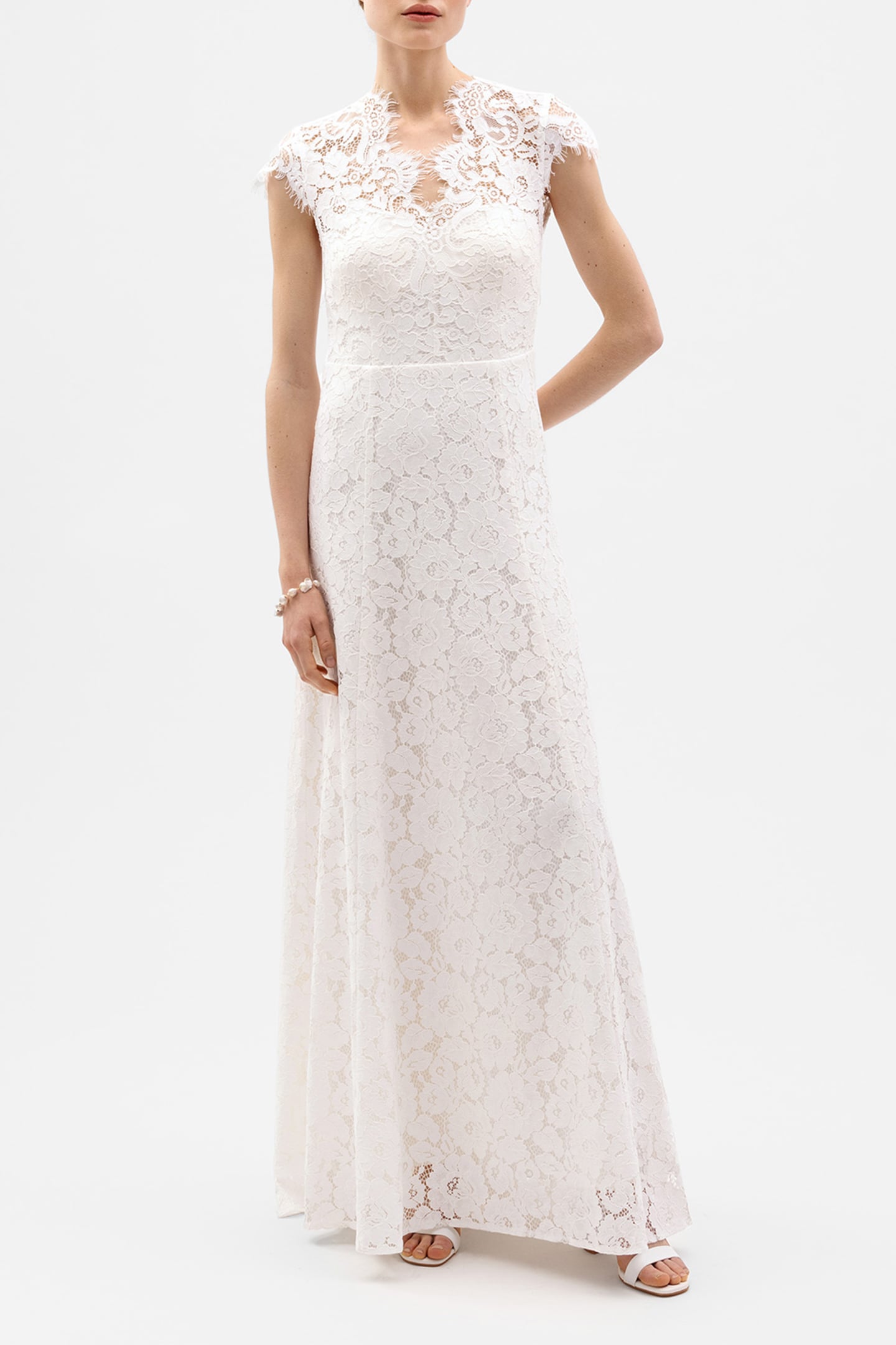 DANIELLA W02 1