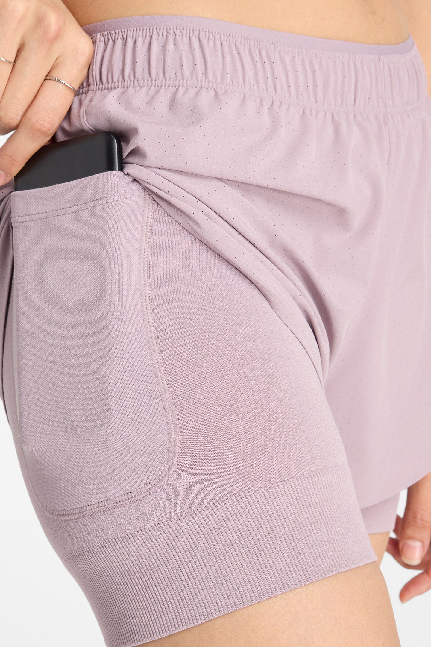 RUNNING SHORTS IN LILAC 8