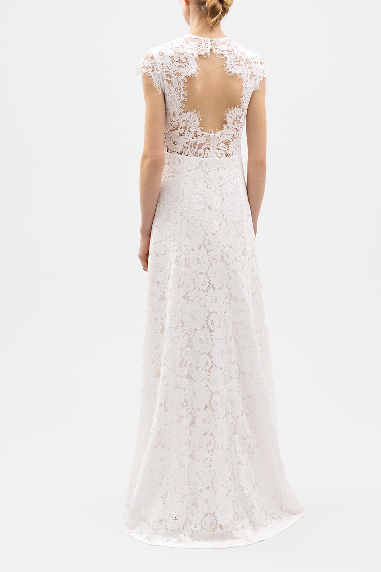 DANIELLA W02 2