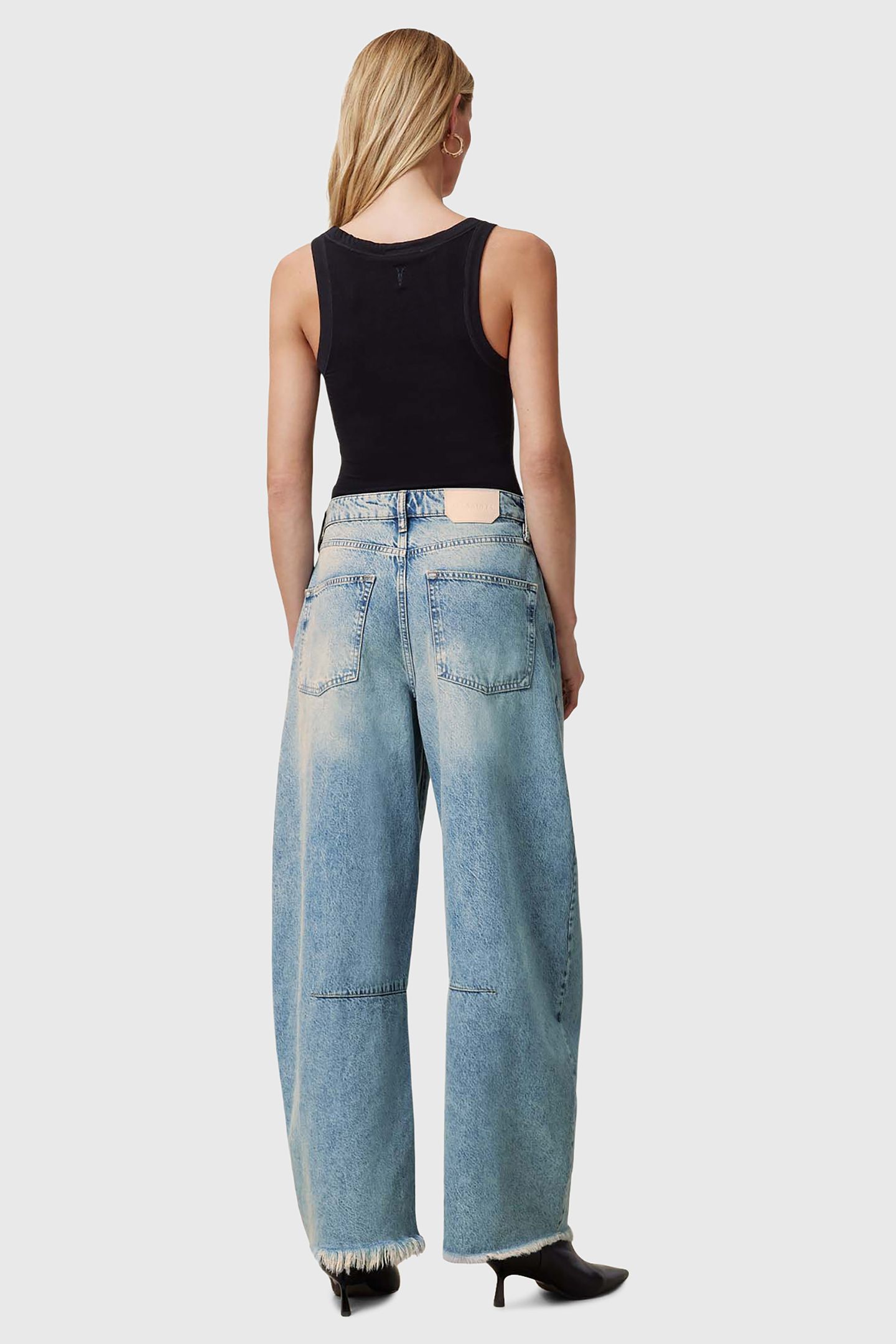 JETT BARREL JEAN LIGHT INDIGO 4