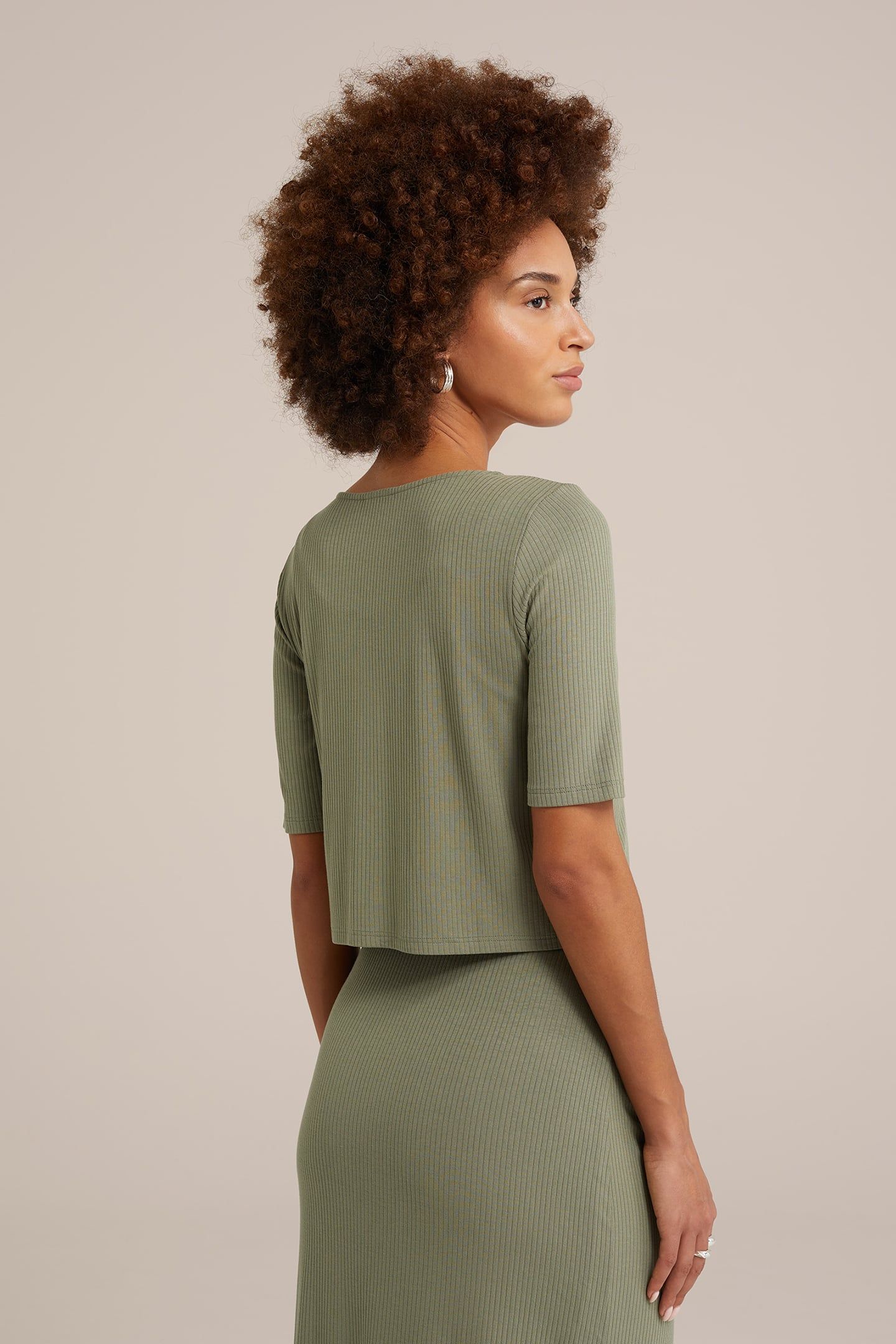 T-SHIRT OLIVE GREEN 2