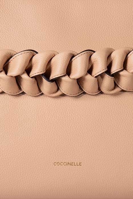 HANDBAG IN LEATHER 6