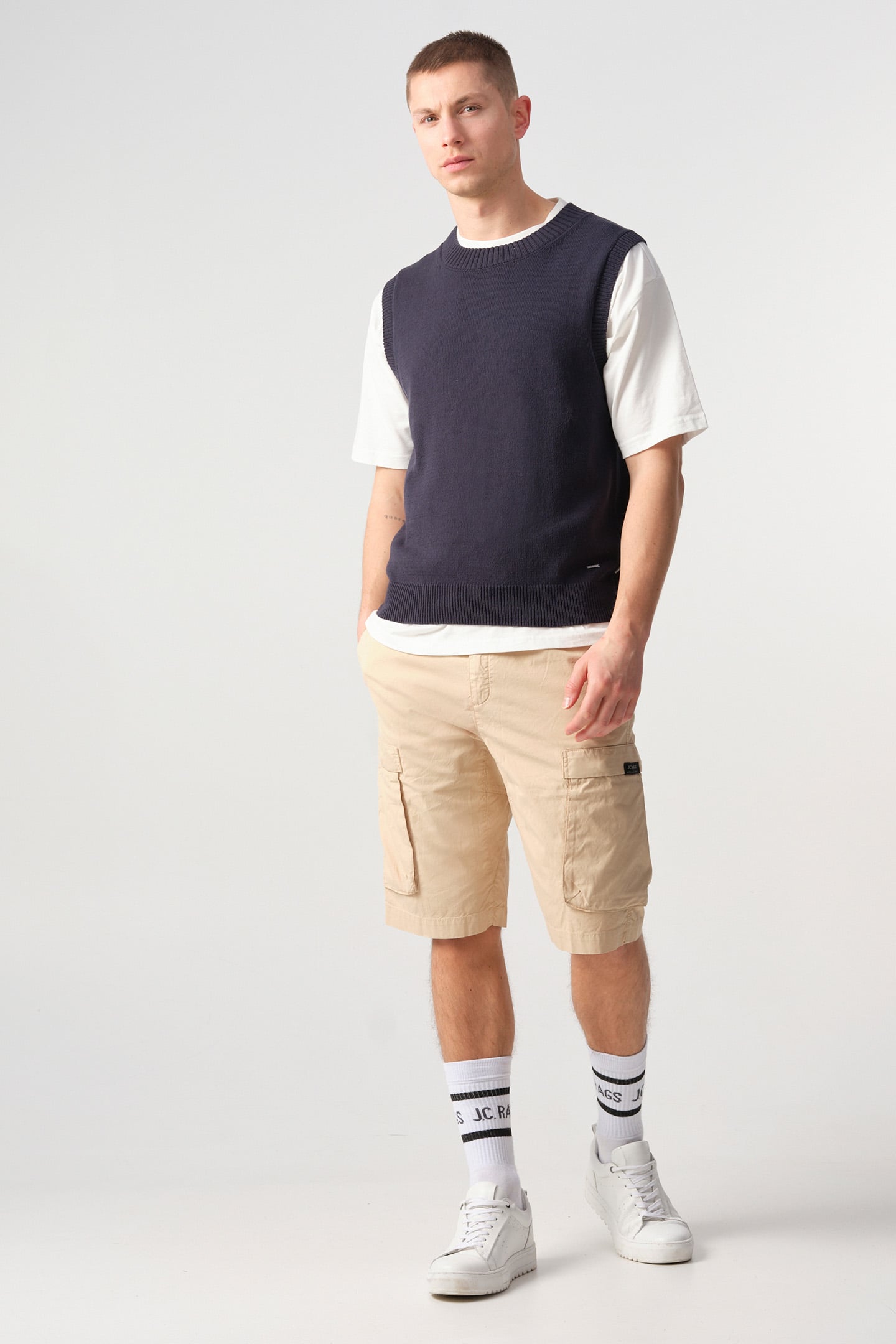 SHORT SAFARI 1