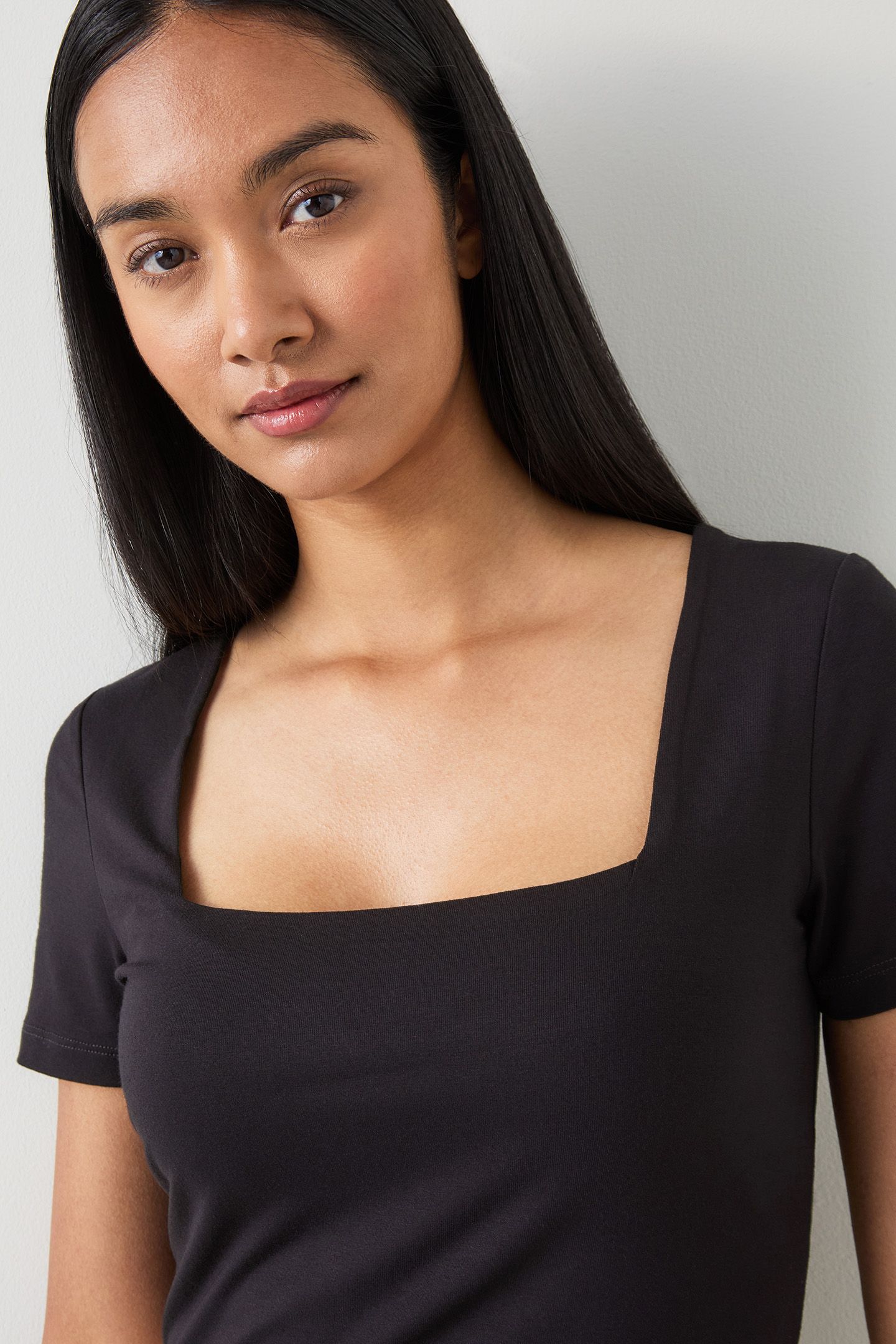 TJ TASHA - SQUARE NECK BLACK 4