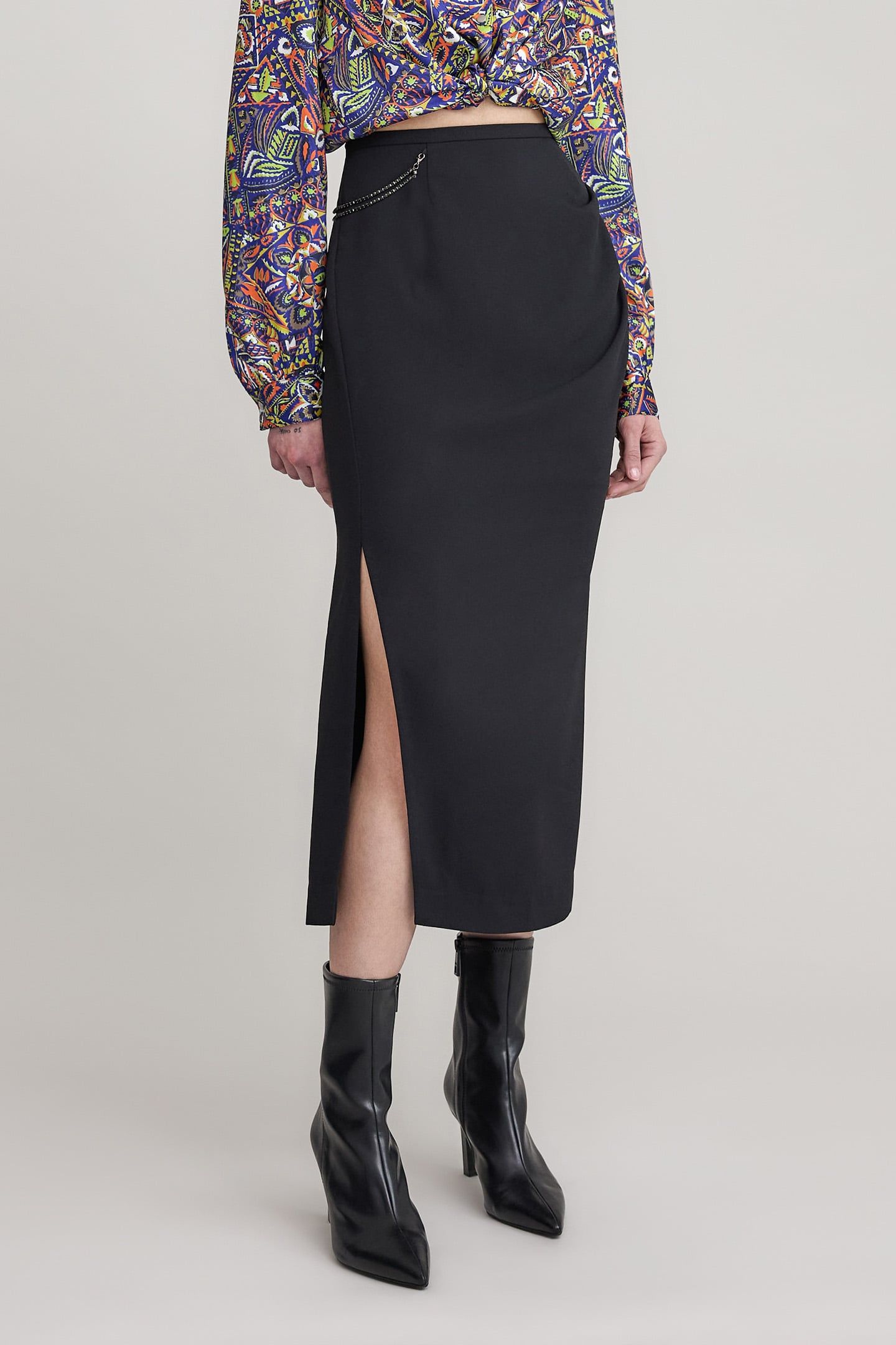 BLACK PENCIL SKIRT REMOVABLE RHINESTONE JEWELS 1