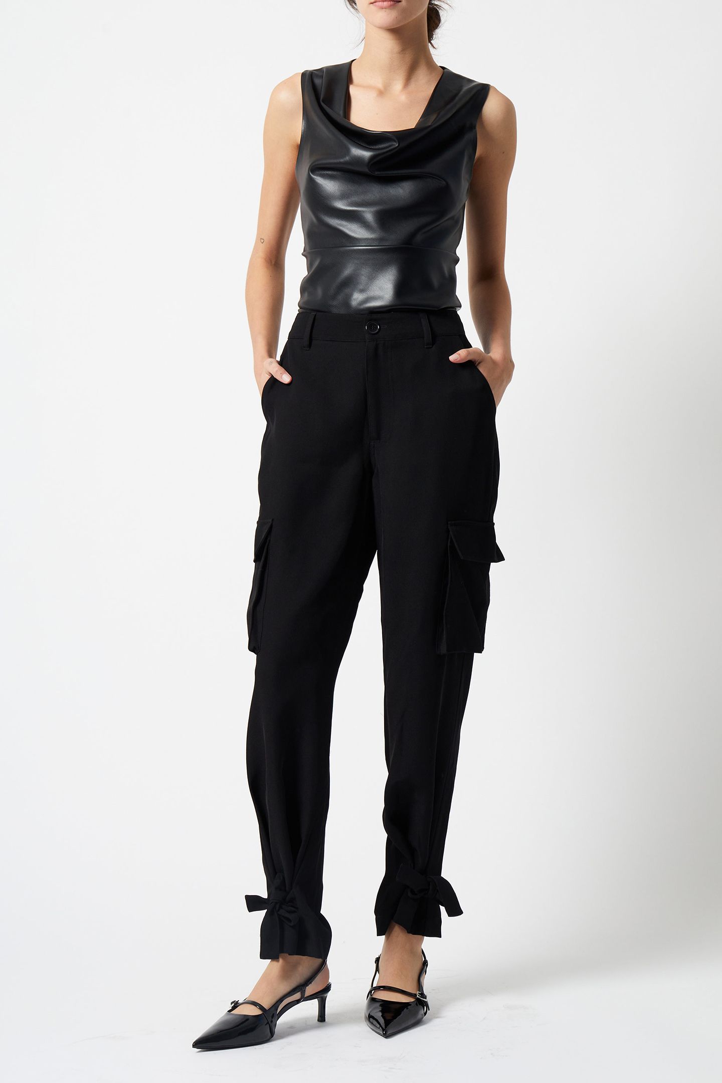 ELETTRA PU COWL NK SLVLSS TOP BLACKOUT 2