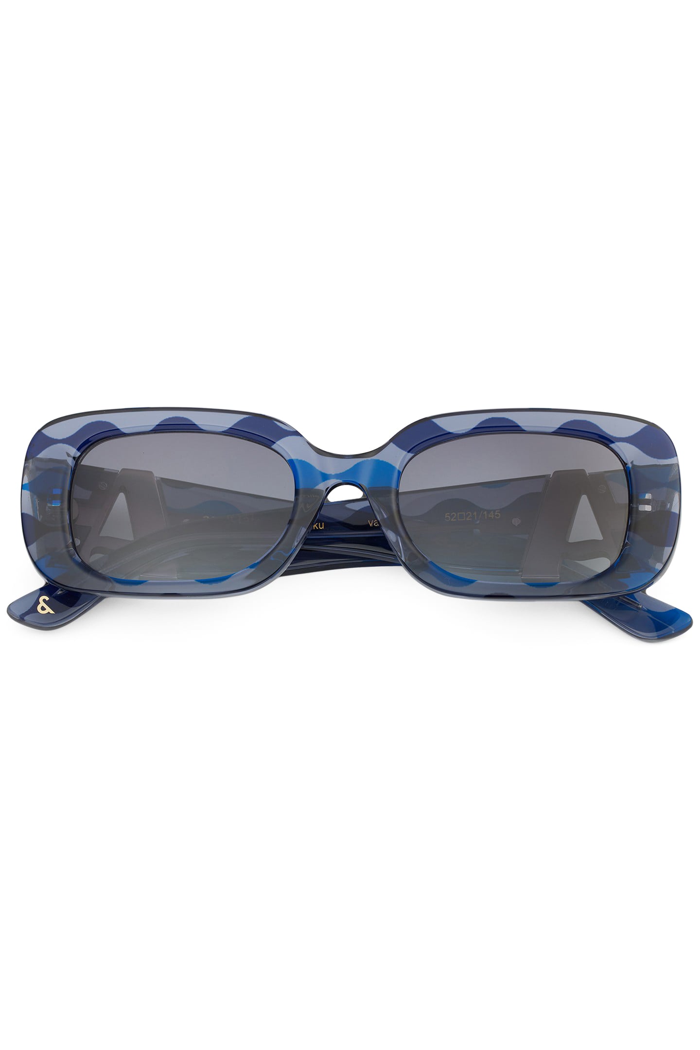 NIKU AHLUWALIA VALAIDA W CLOTH CASE 3
