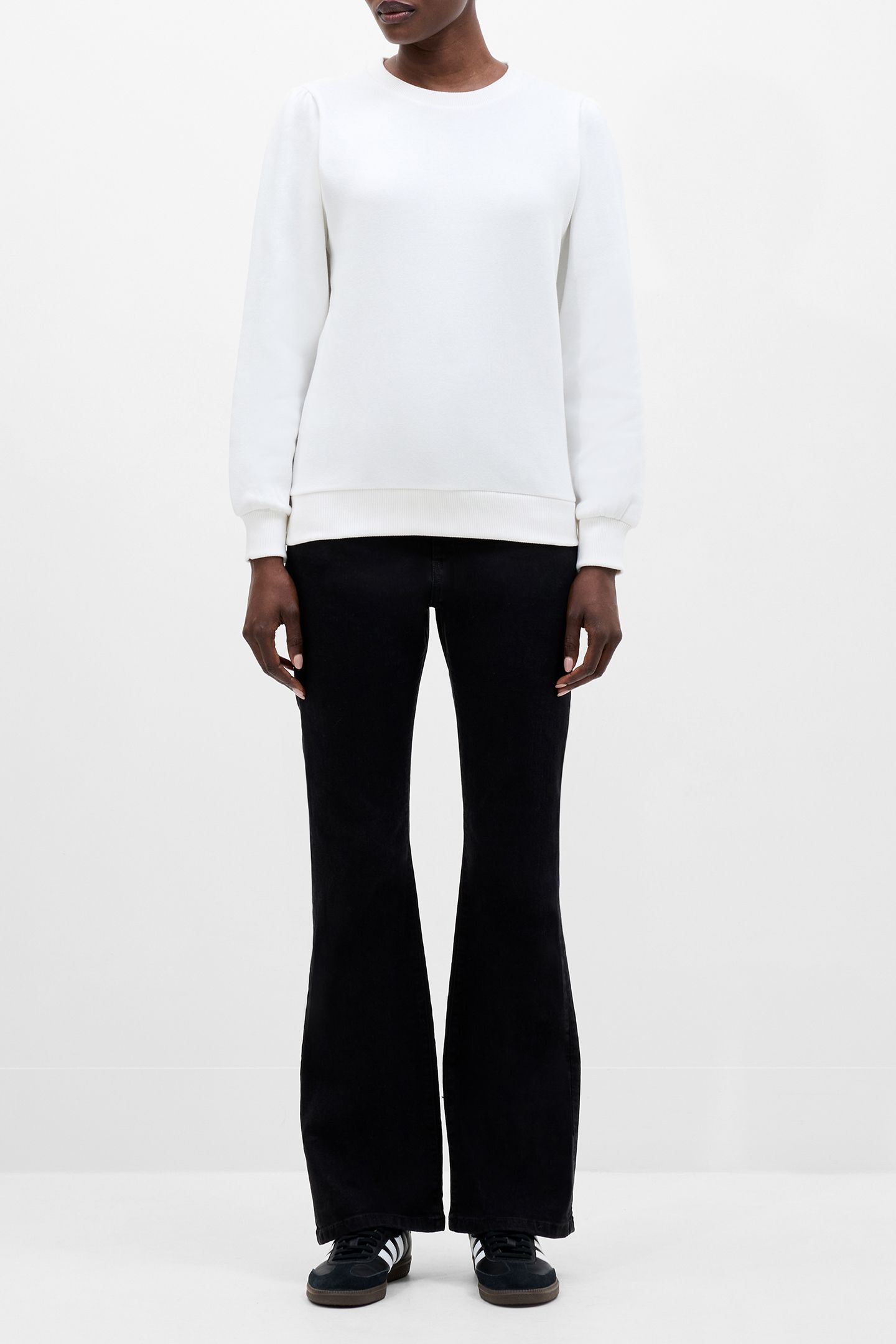FC PUFF SLEEVE SWEAT WHITE 1