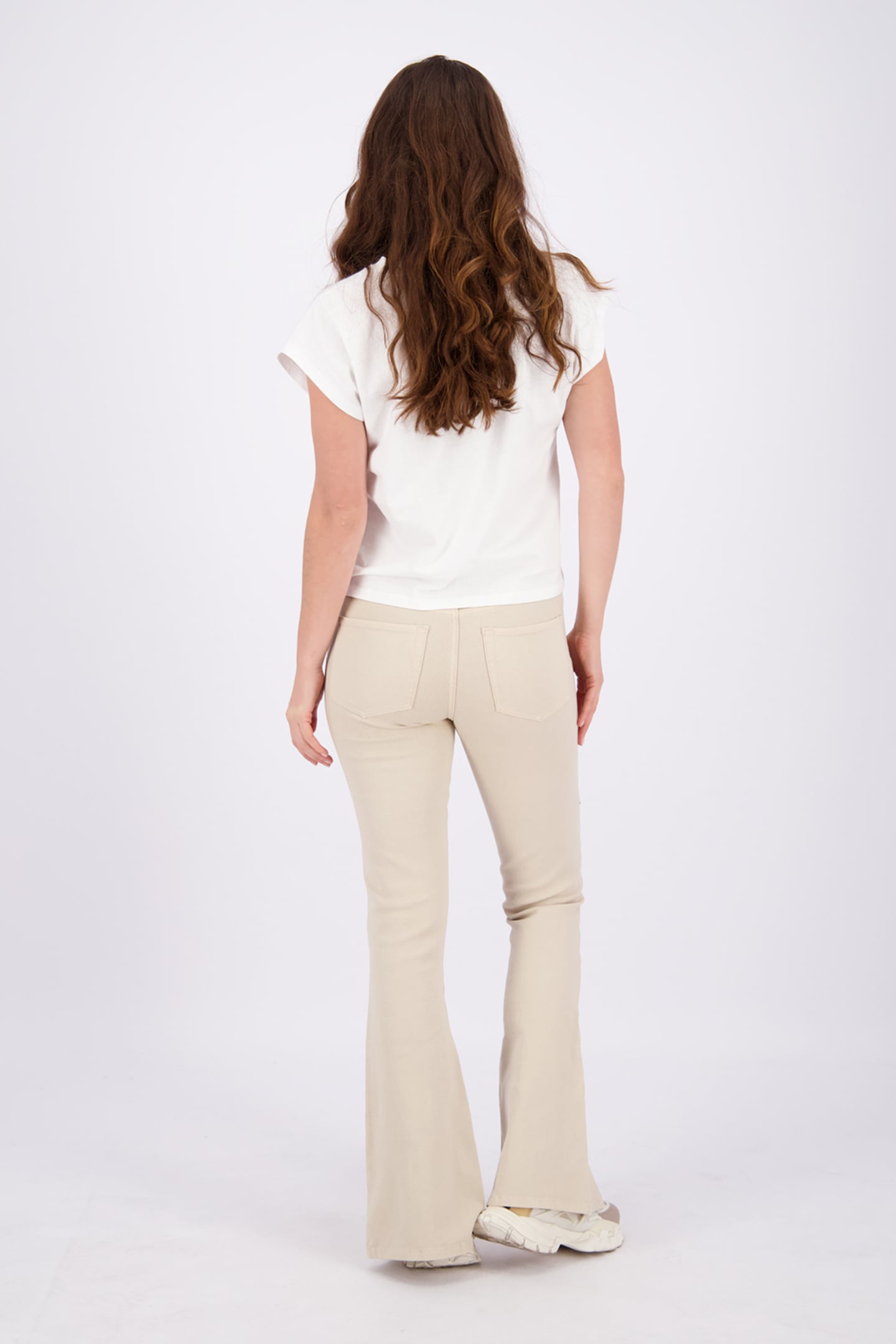 SUNRISE SPLIT JEANS DUSTY SAND 2