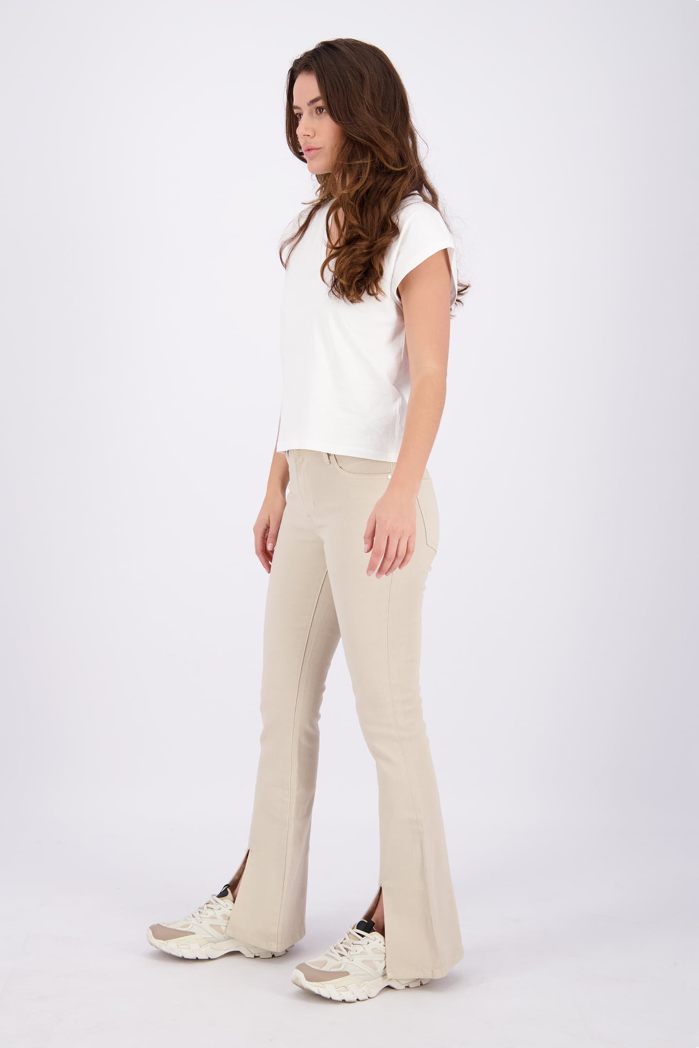 SUNRISE SPLIT JEANS DUSTY SAND 6
