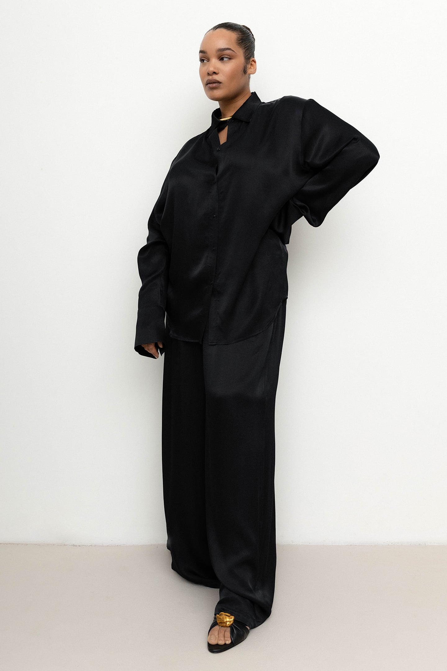 BERYL BLACK 3