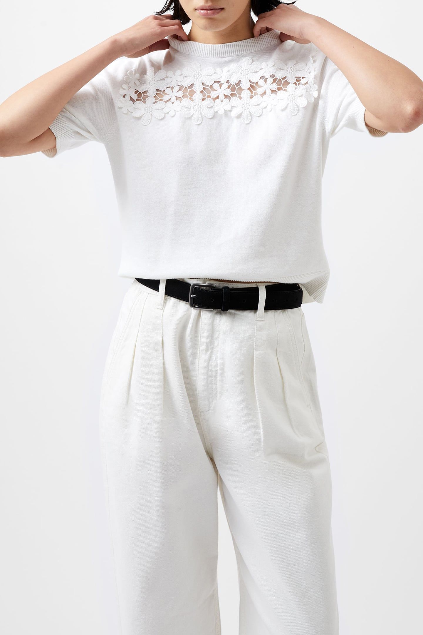 JILLY COBALO LACE SS TOP LINEN WHITE 1