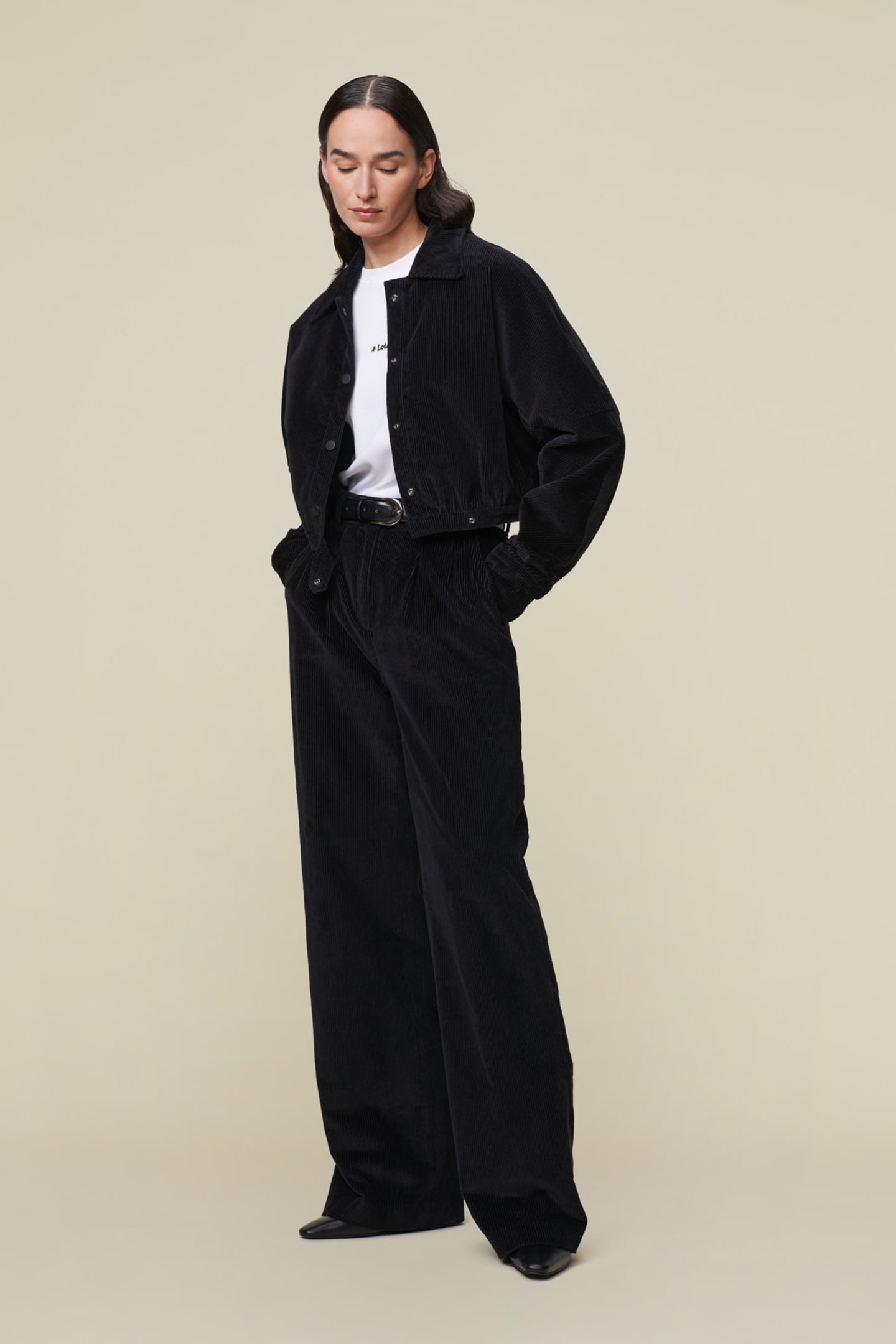 JASMINE BLACK 3