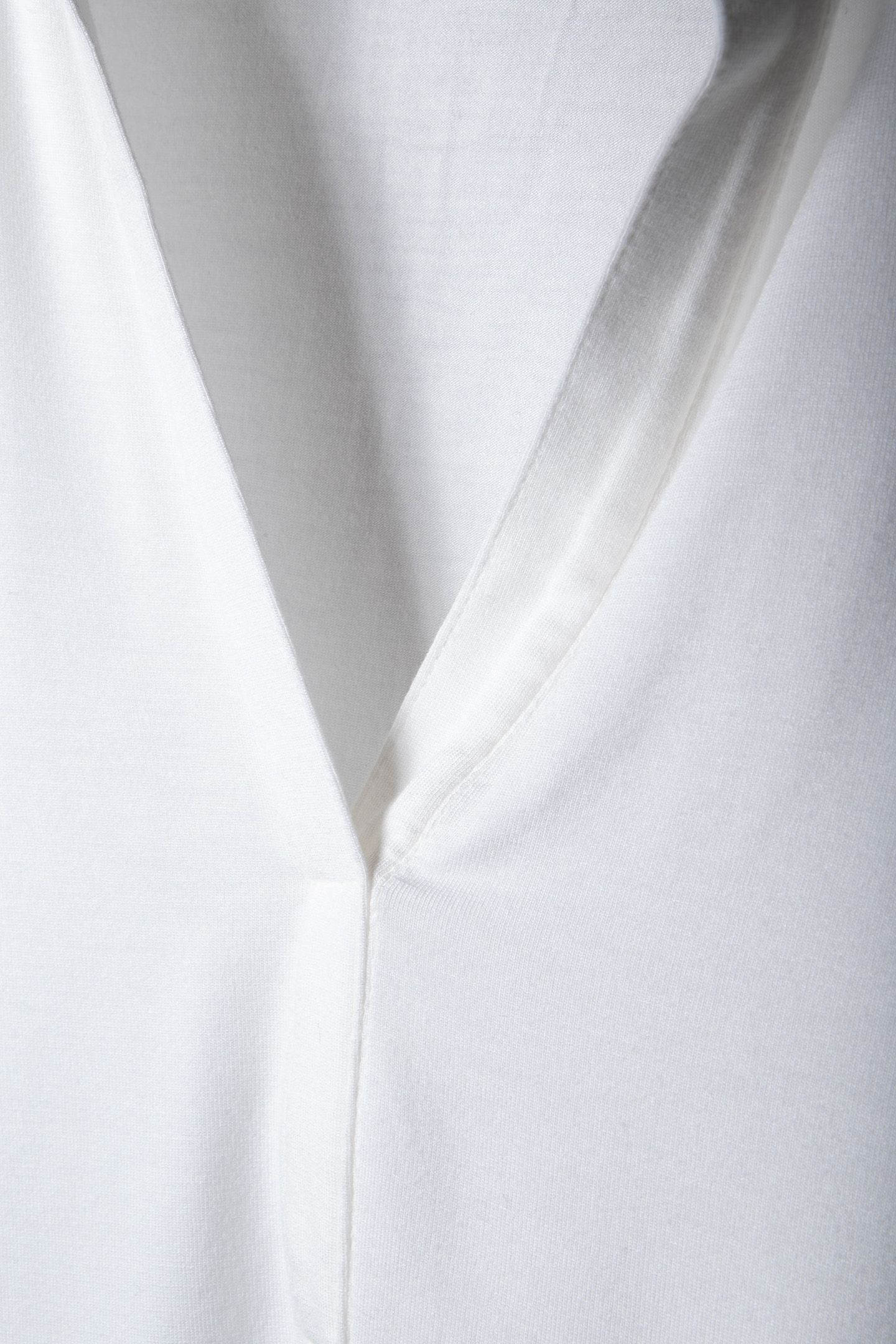 V-NECK T-SHIRT BALLOON SLEEVES IN OFF WHITE 4