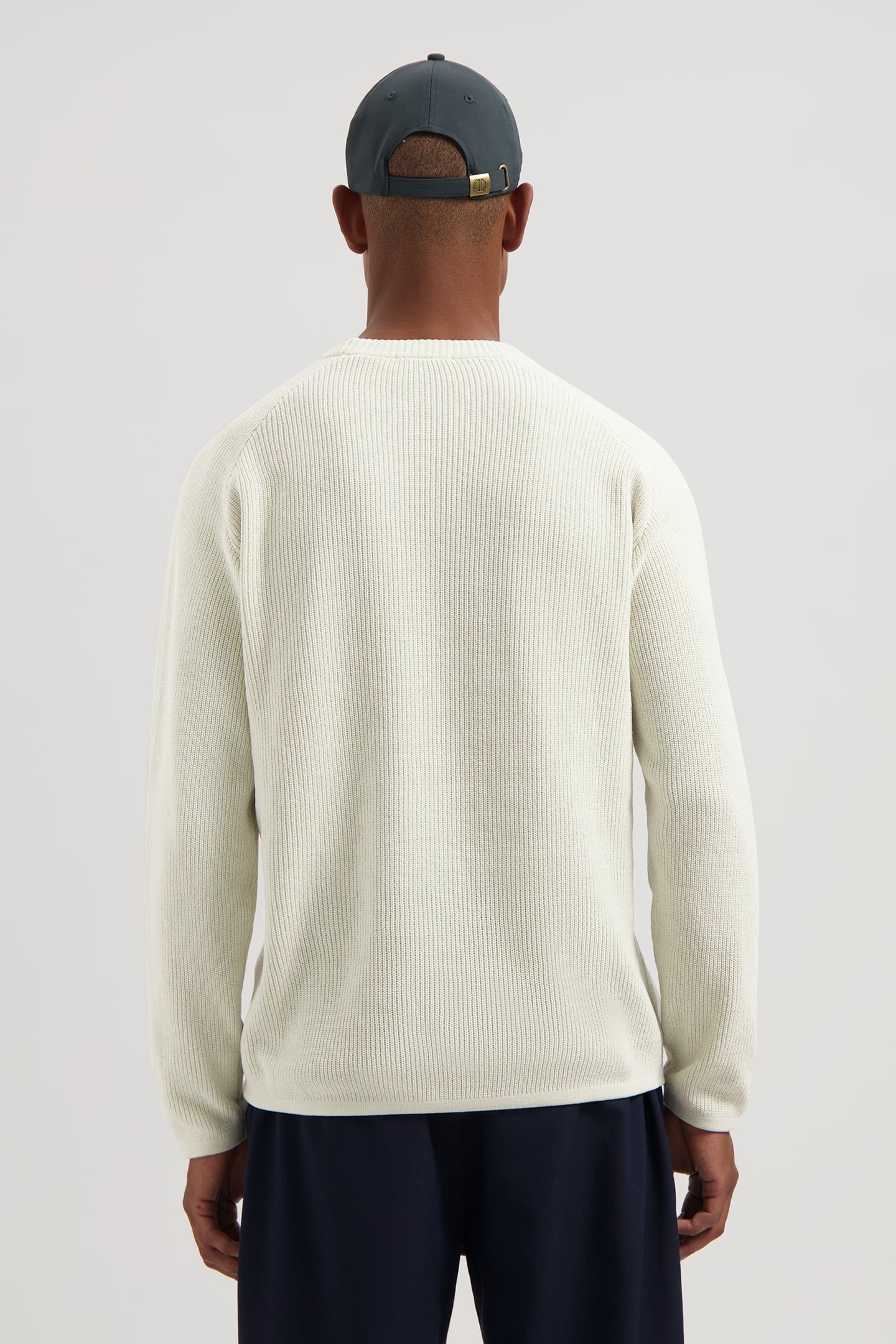 DS-CHENILLE CREWNECK SILVER BIRCH 2