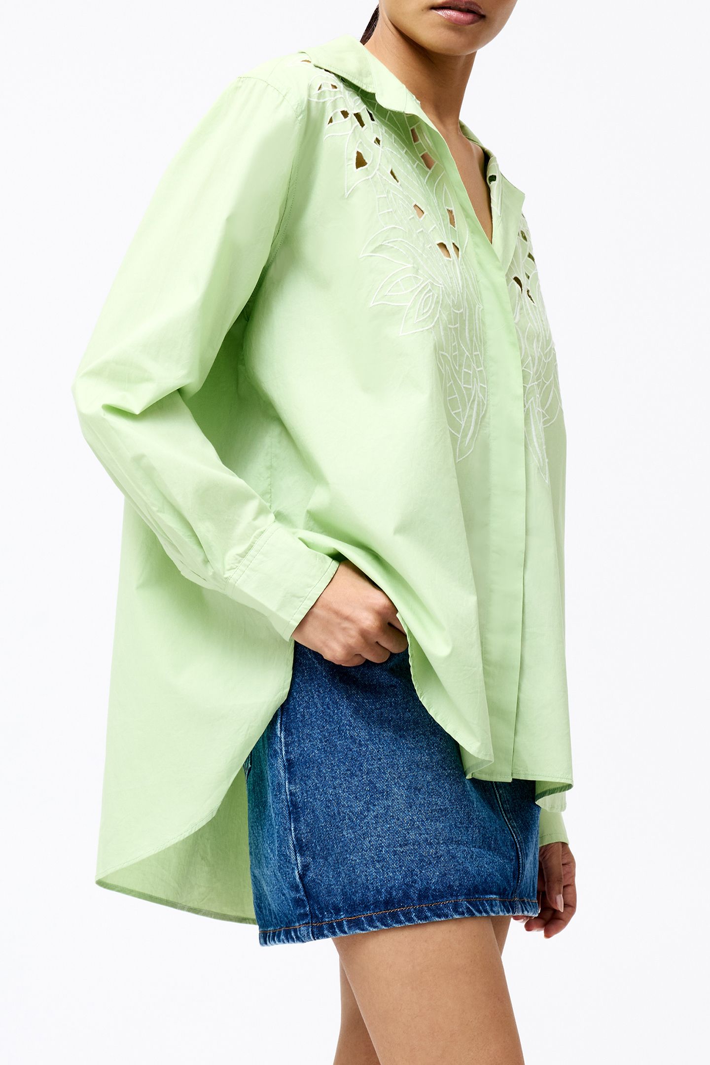 CAMBRIA COTTON LS BRODERIE SHI APPLE GREEN 3