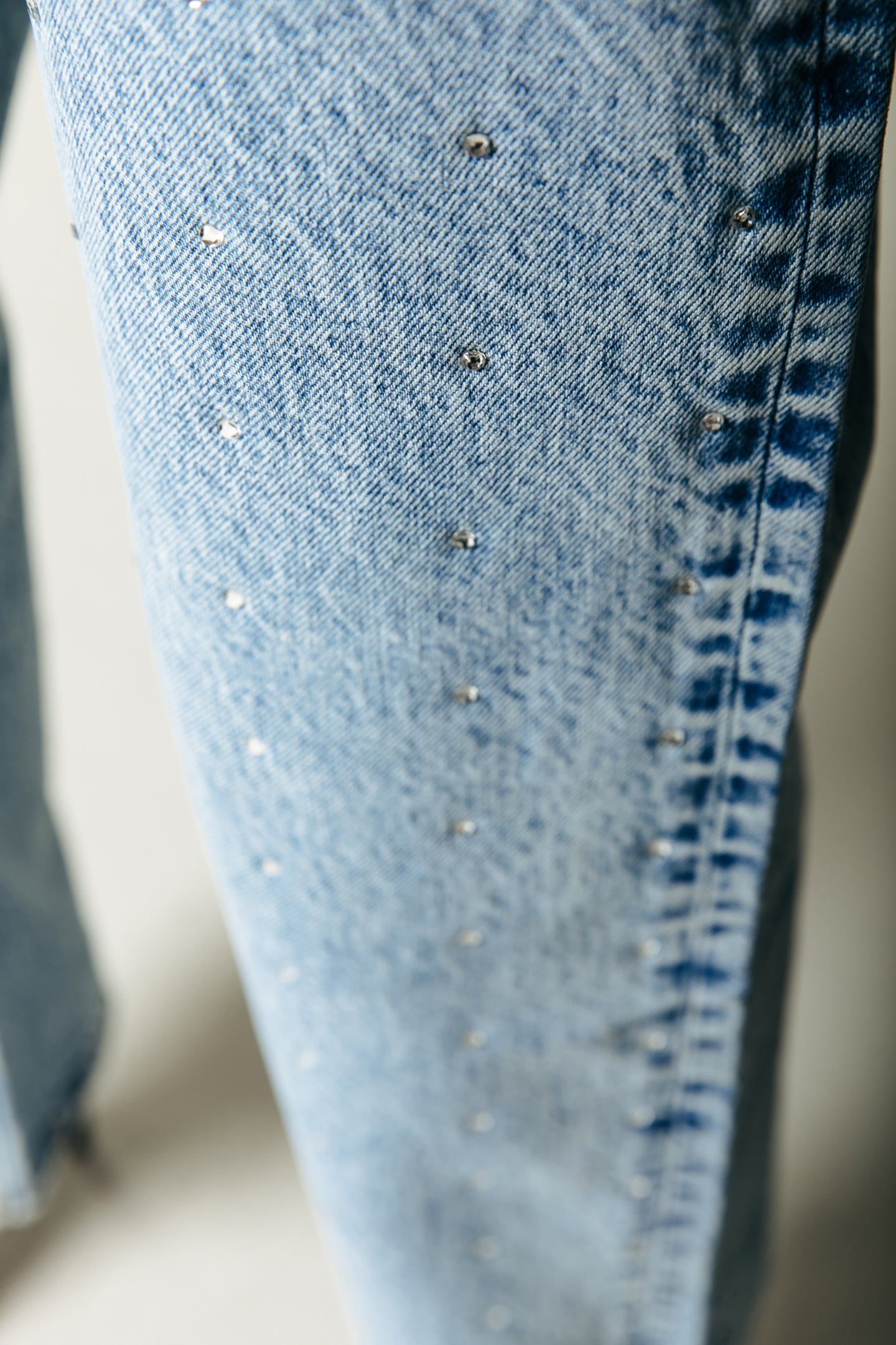 JONES RHINESTONE MID RISE STRAIGHT LEG DENIM PANTS MID BLUE 4