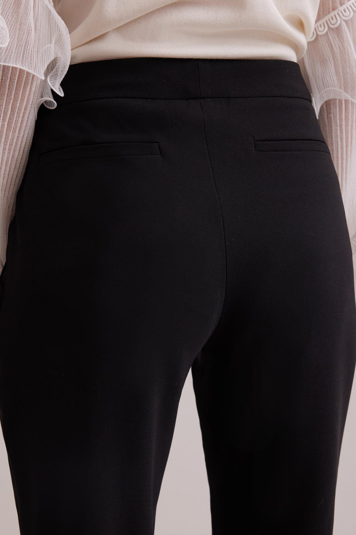 MOUNY SHORT BLACK 5