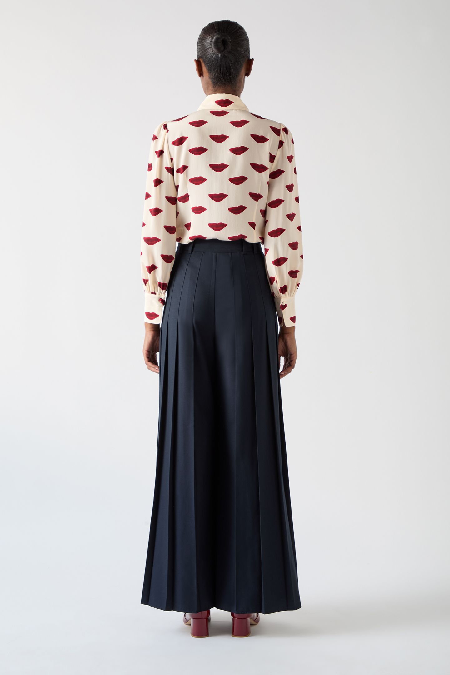 TW SONYA LIPS BLOUSE RED | Online Outlet | Otrium