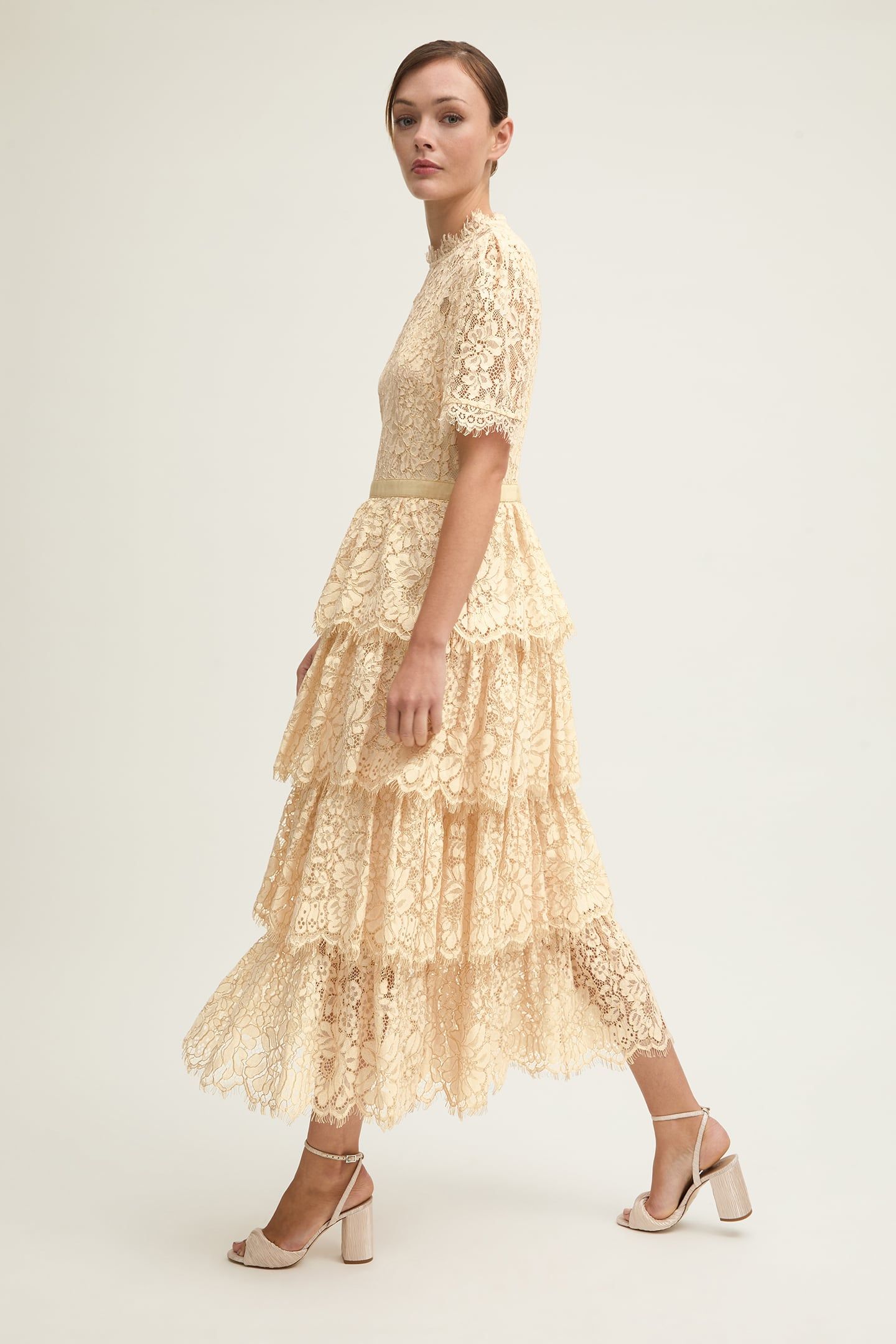 DR CECILY LACE TIERED DR CHAMPAGNE 4