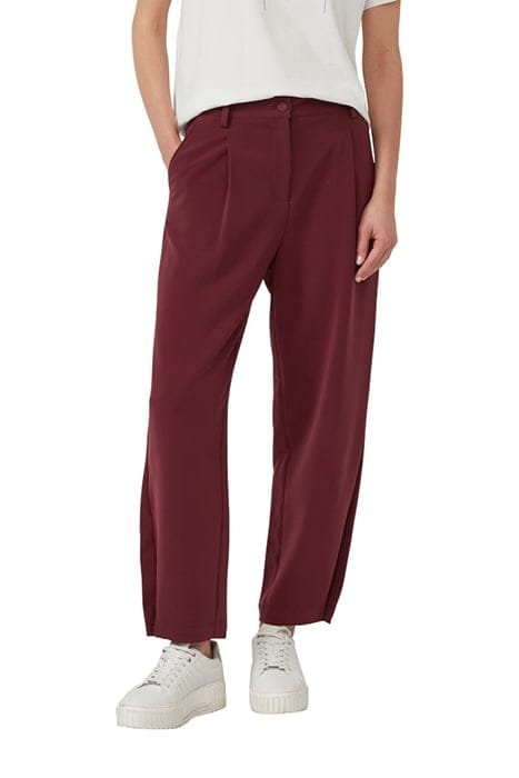 HOSEN BURGENDY 1