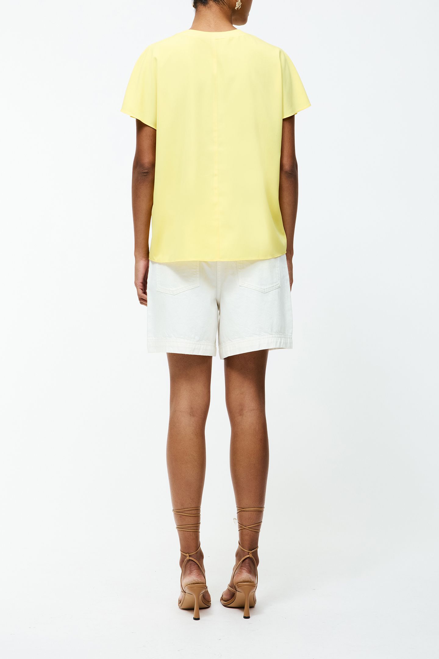 CAPRIANA CREPE CREW NK TOP BUTTER YELLOW 2
