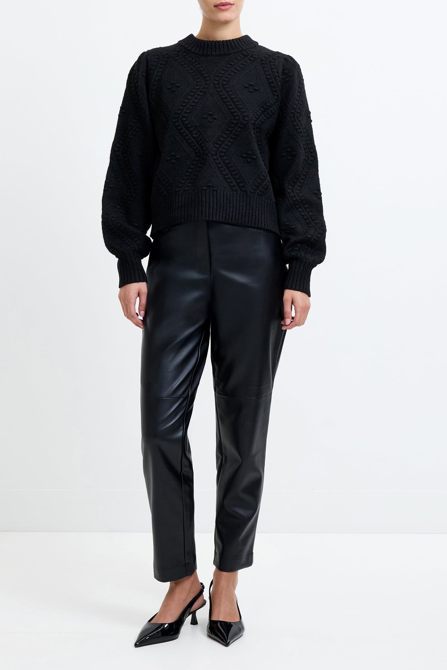 BOBBLE BOW JUMPER BLACKOUT/WHITE BOW 3