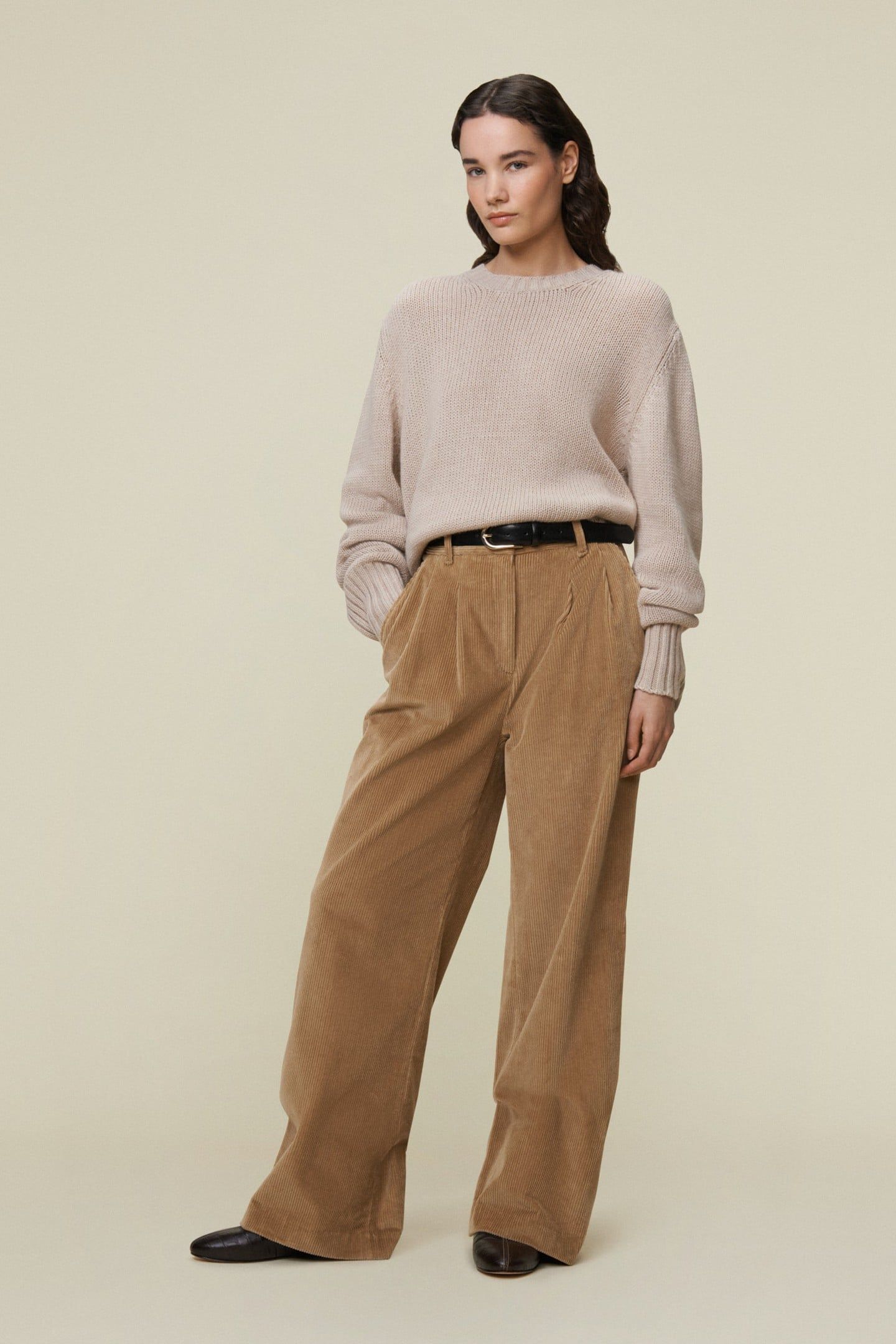 JASMINE BEIGE 2