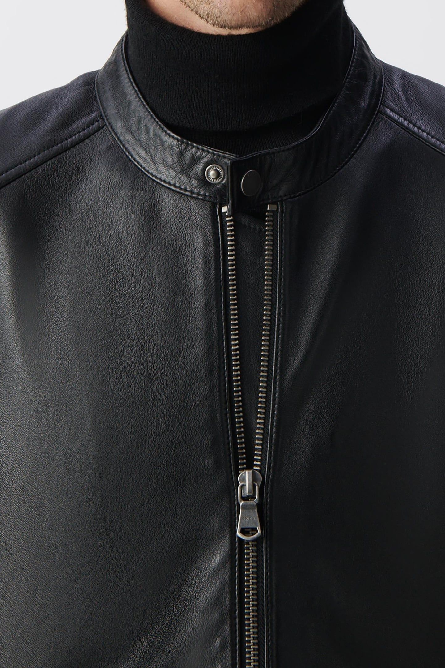 BLACK LEATHER JACKET 9