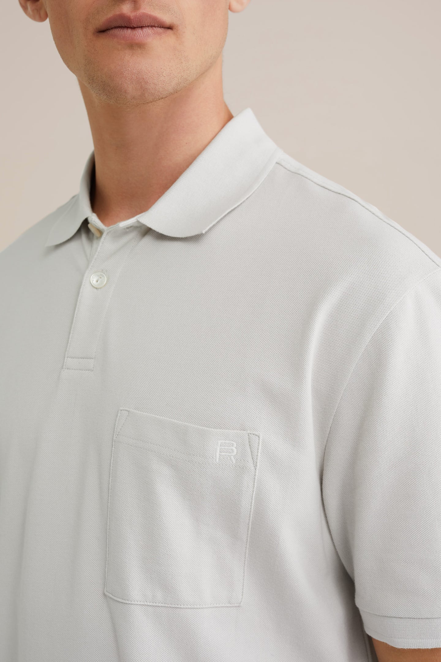 POLO LIGHT GREY 7