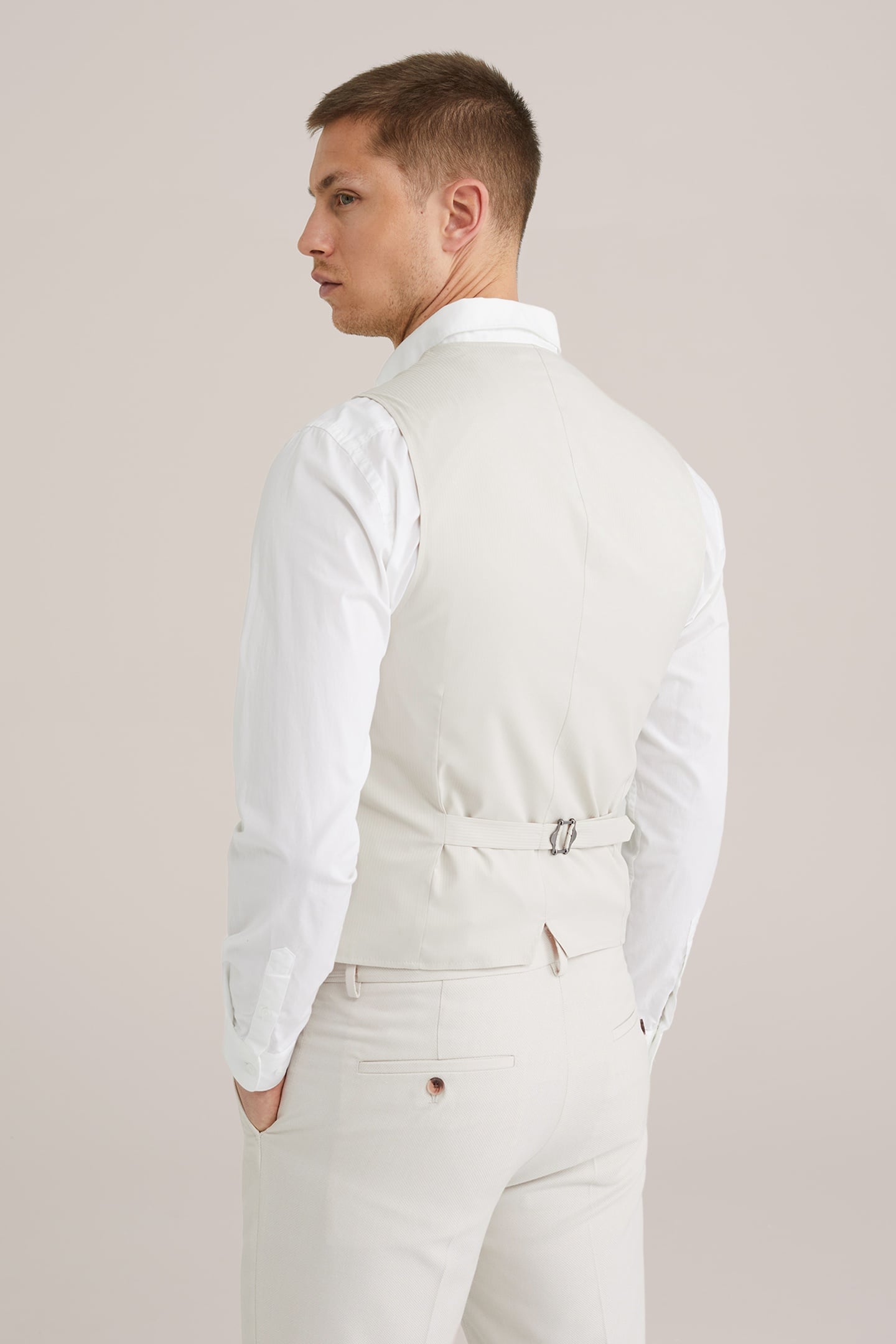 WAISTCOAT BEIGE 12