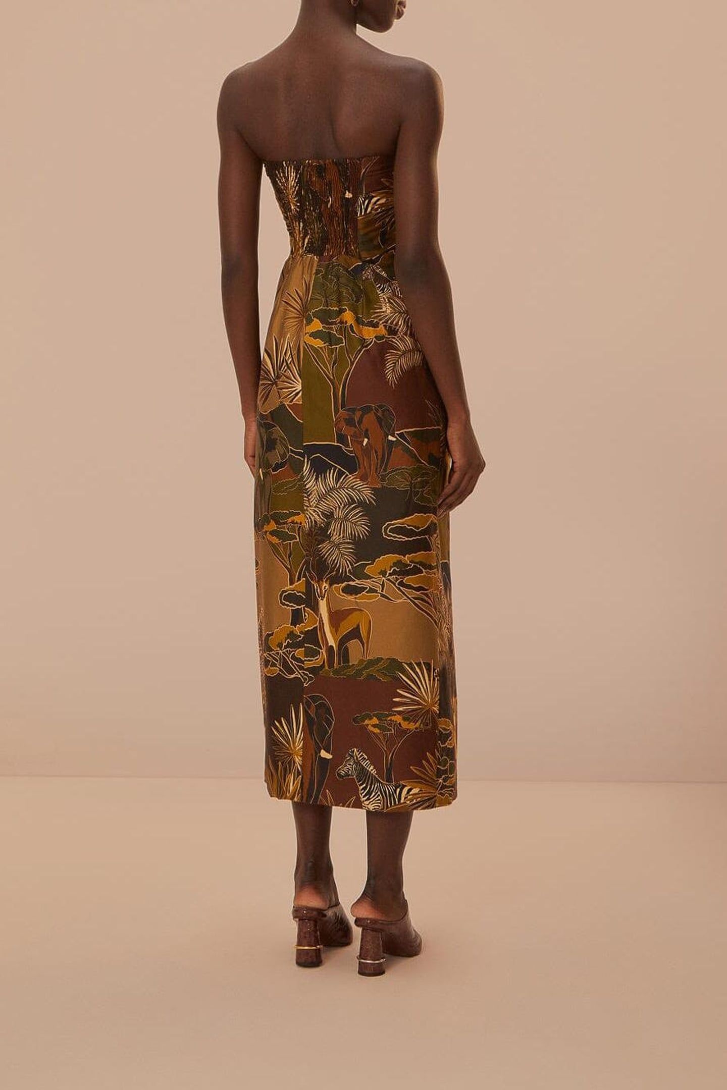SAVANA DREAM CARAMEL STRAPLESS BUTTONNED MIDI DRES 4