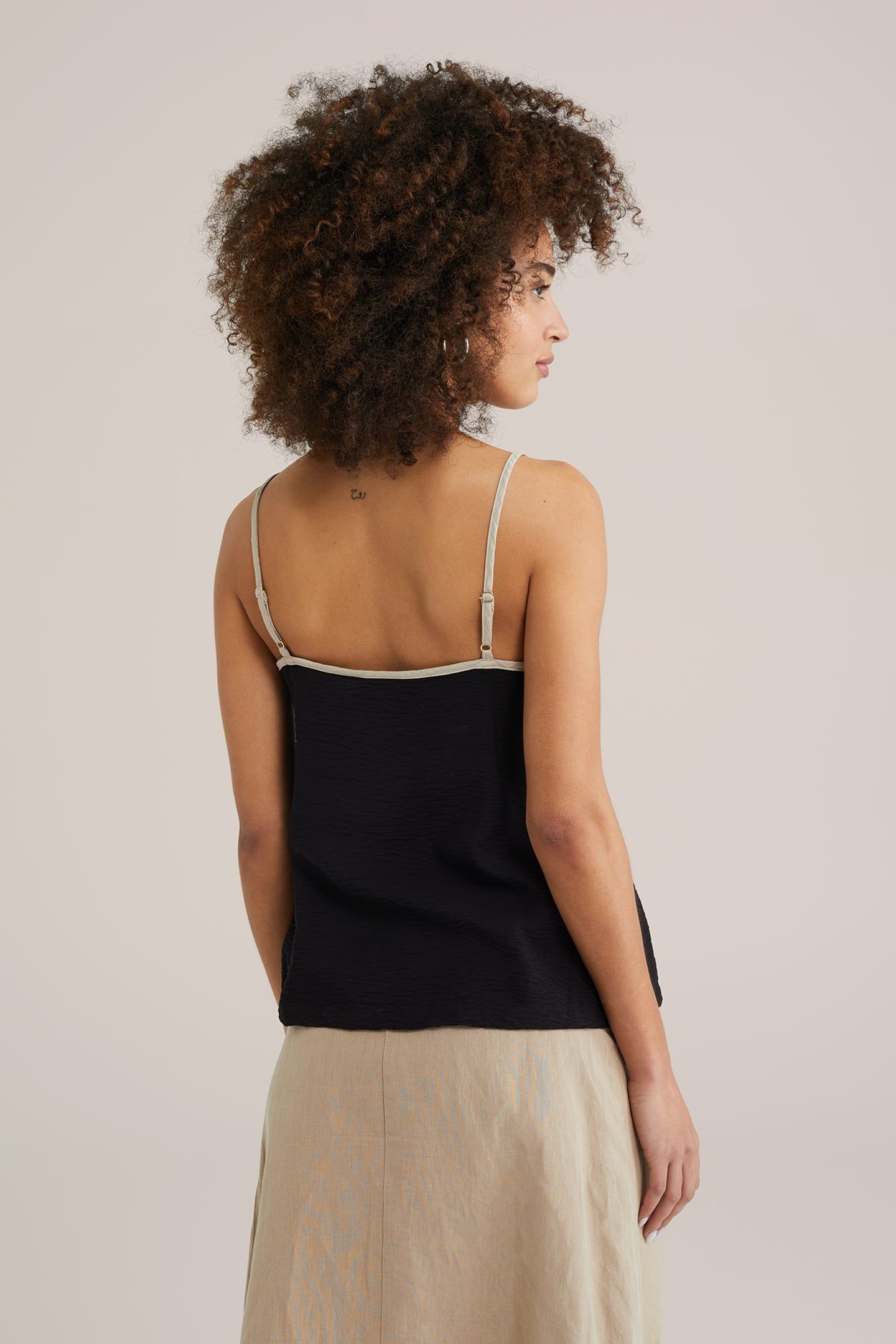 SINGLET BLACK 9