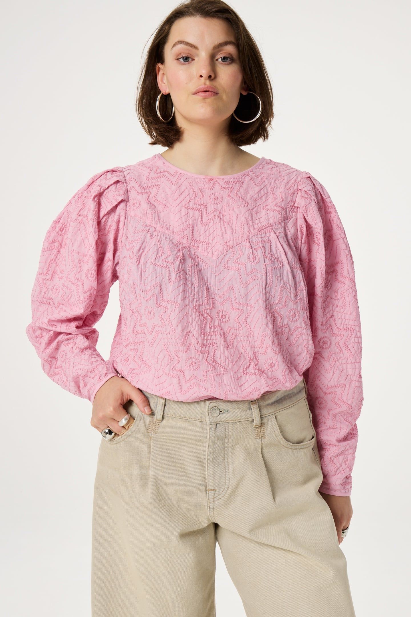MYA TOP ALLOVER EMBRO CAMEO PINK 1