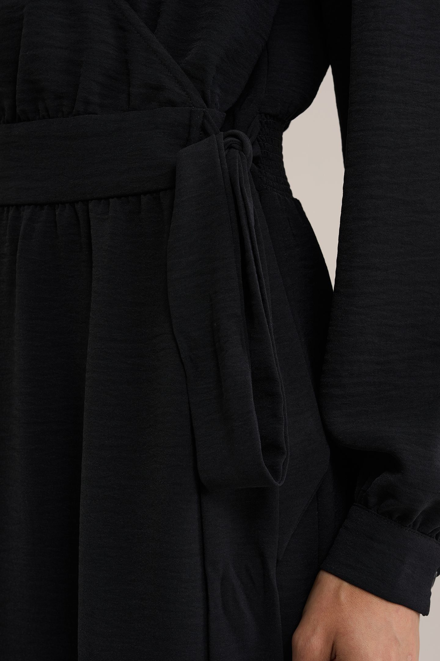 DRESS SHORT BLACK 6