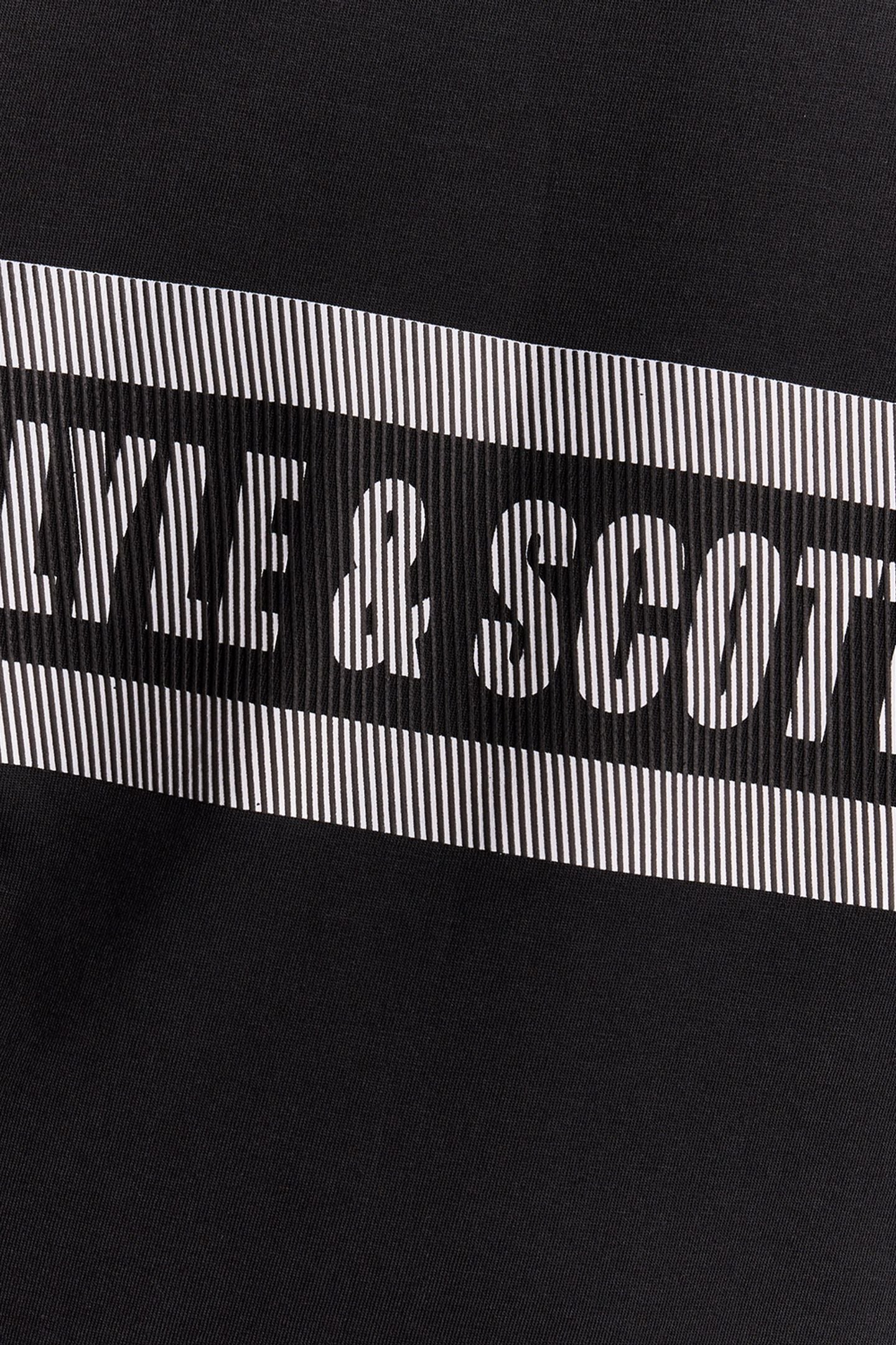 STRIPE LOGO GRAPHIC T-SHIRT JET BLACK 6