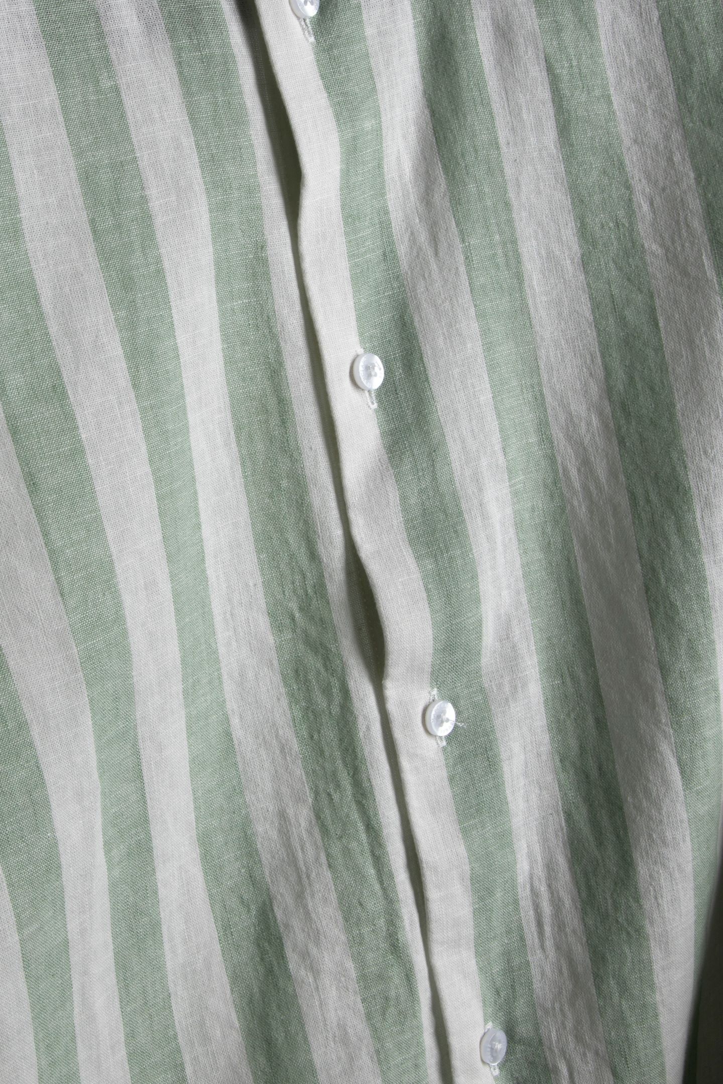 MARCIANO BY GUESS BILL FRENCH COLLAR R LIGHT GREEN MEDIUM S 4