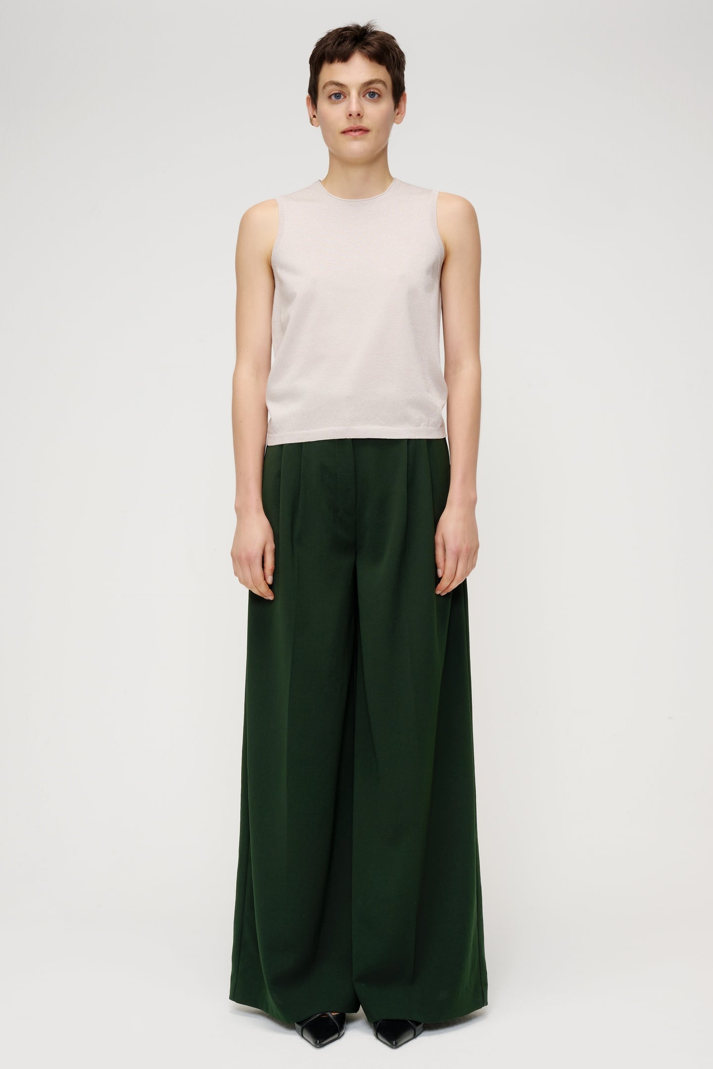 VISCOSE MIX SLEEVLESS TOP SAND 2